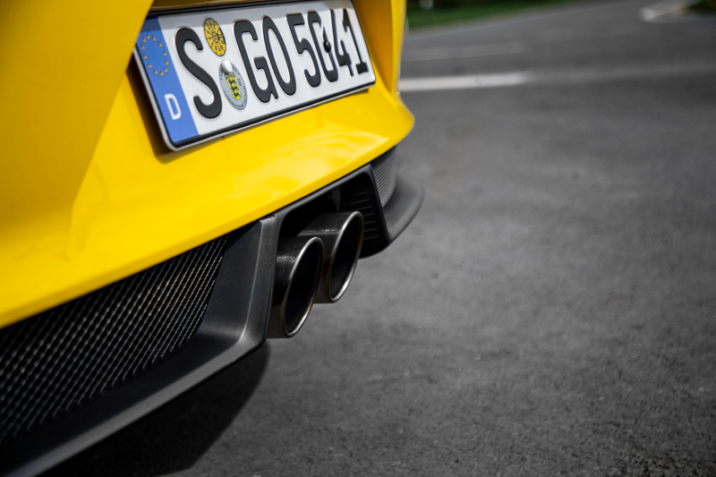 Illustration for article titled Put These Very Good 2019 Porsche 911 GT3 RS Photos In Your Life